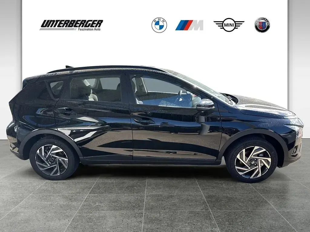 Gebraucht Hyundai Bayon Trend 101 PS (74 kW) 2025 Phantom black / met SUV