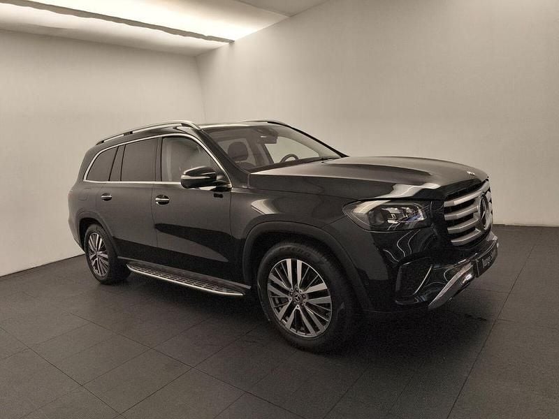 Gebraucht Mercedes GLS450 Advanced Plus 381 PS (280 kW) 2024 Metalliclack smaragdgrün SUV