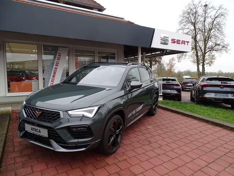 Neu Cupra Ateca VZ 300 PS (220 kW) 2025 Dark forest grün (metallic) SUV