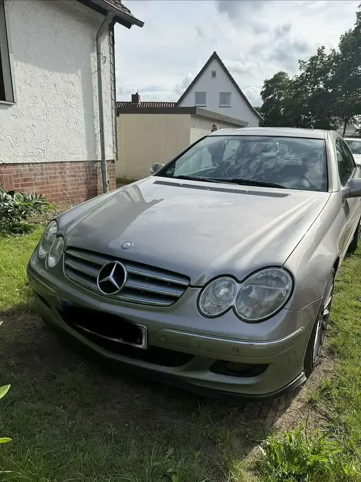 Gebraucht Mercedes CLK220 Elegance 150 PS (110 kW) 2008 Silber Coupé