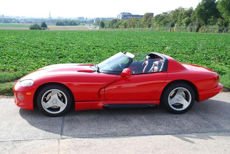 Second-hand Dodge Viper 400 CP (294 kW) 1995 Roșu Cabrio