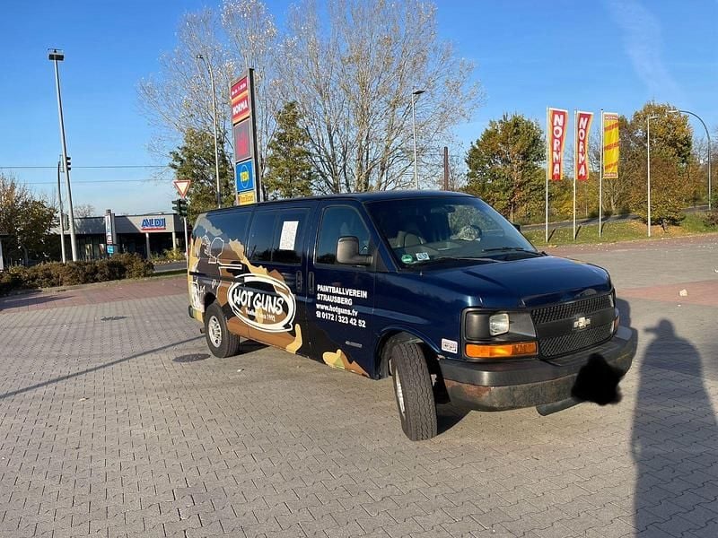 Blau Gebraucht 2004 Chevrolet Express Van / Kleinbus | 12.000 € - Bild 1/4