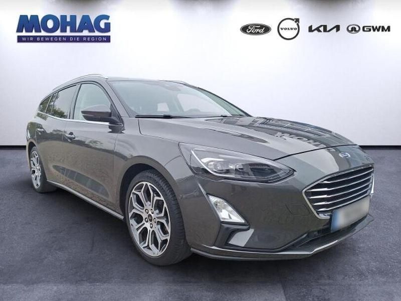 Gebraucht Ford Focus Titanium 125 PS (91 kW) 2020 Grau Kombi