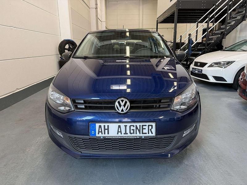 Gebraucht VW Polo Trendline 75 PS (55 kW) 2014 Shadow blue metallic Kleinwagen
