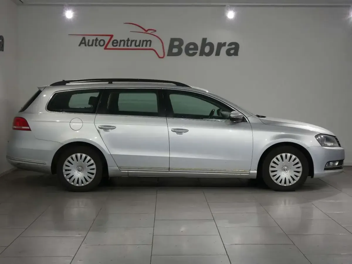 Gebraucht VW Passat Comfortline 170 PS (125 kW) 2012 Reflexsilber metallic Kombi