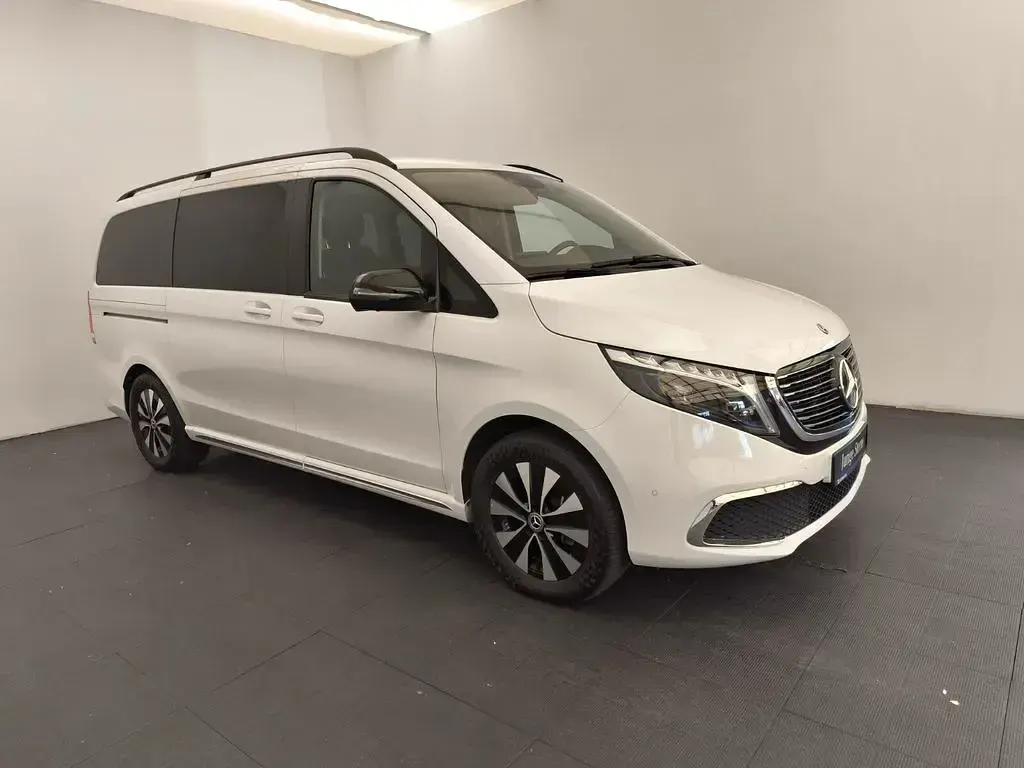 Gebraucht Mercedes EQV250 Long 150 kW (204 PS) 2024 Bergkristallweiß metallic Van / Kleinbus