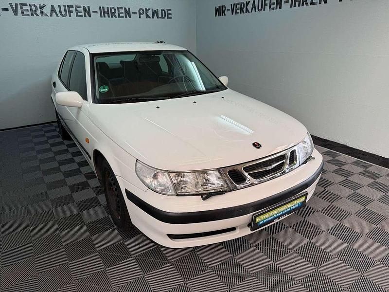 Second-hand Saab 9-5 150 CP (110 kW) 2000 Alb Berlinǎ
