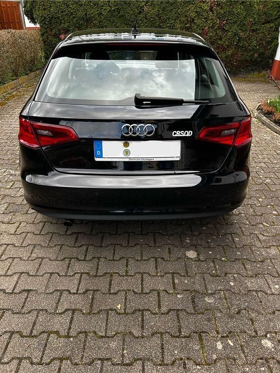 Gebraucht Audi A3 110 PS (80 kW) 2015 Schwarz Limousine