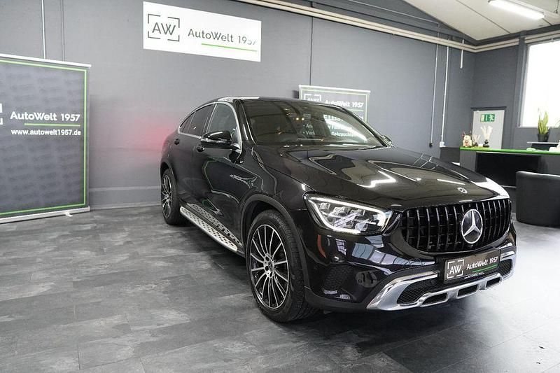 Gebraucht Mercedes GLC220 AMG 194 PS (142 kW) 2020 Schwarz Coupé