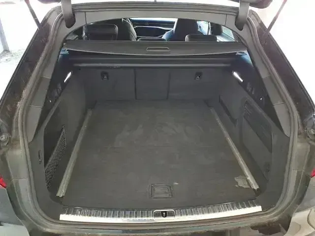 Gebraucht Audi S6 Sport 344 PS (253 kW) 2023 Mythosschwarz metallic Kombi