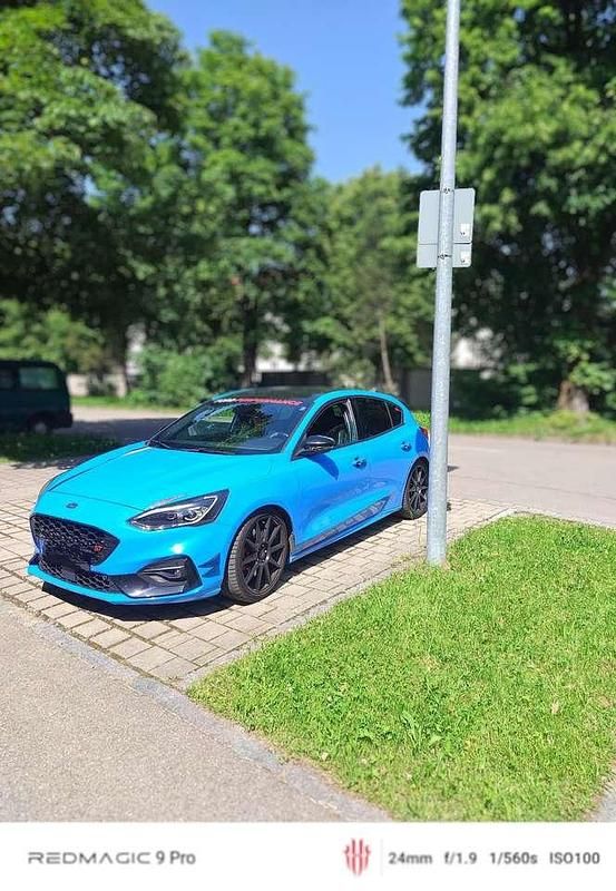 Gebraucht Ford Focus ST 280 PS (205 kW) 2022 Blau Limousine
