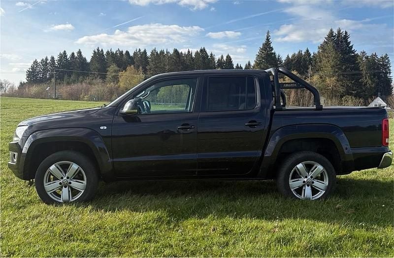 Second-hand VW Amarok 163 CP (119 kW) 2012 Negru Pickup