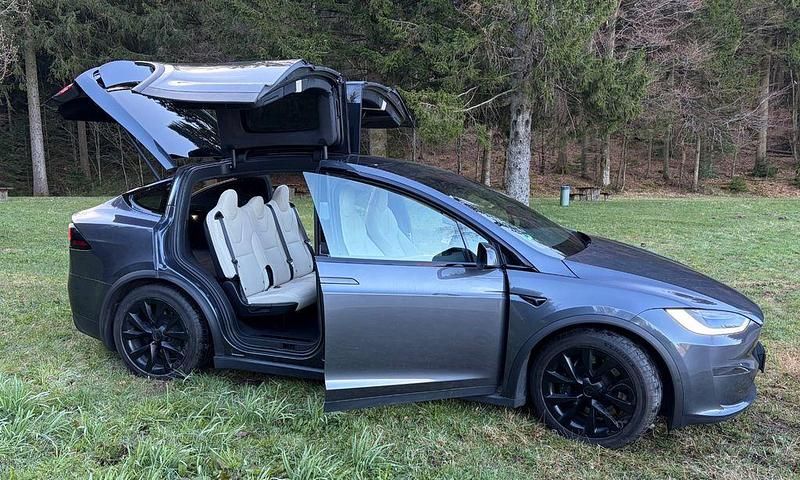 Gebraucht Tesla Model X 492 kW (670 PS) 2023 Grau SUV