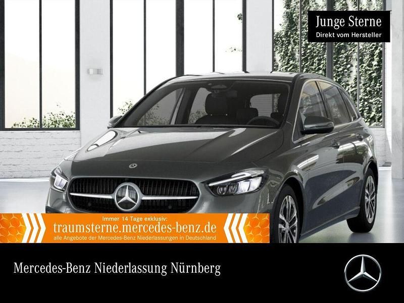 Grau Gebraucht 2024 Mercedes B180 Advanced Van / Kleinbus | 29.590 € (Superpreis) - Bild 1/3
