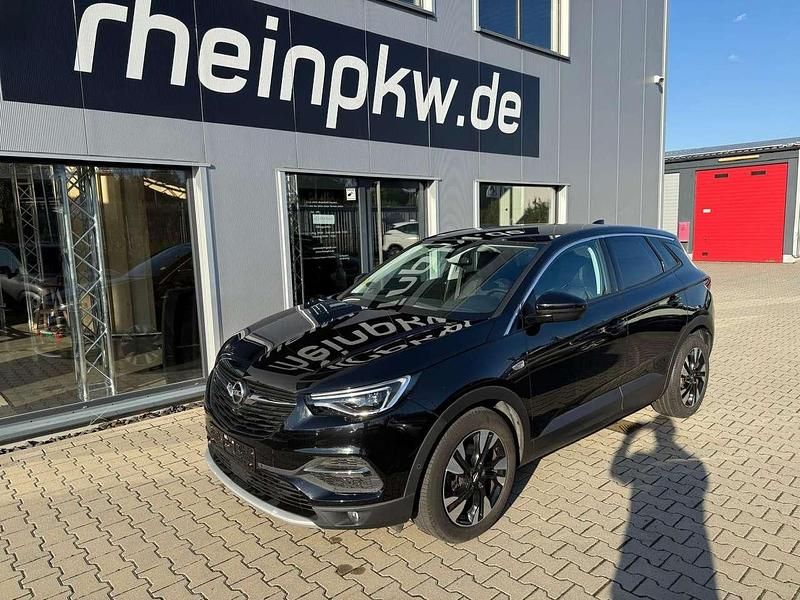 Diamant schwarz/karbon schwarz Gebraucht 2021 Opel Grandland X Ultimate SUV | 18.300 € (Superpreis) - Bild 1/4