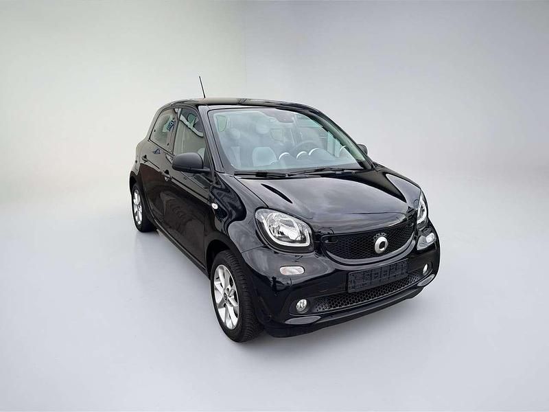 Gebraucht Smart ForFour Basis 71 PS (52 kW) 2019 Schwarz Kleinwagen
