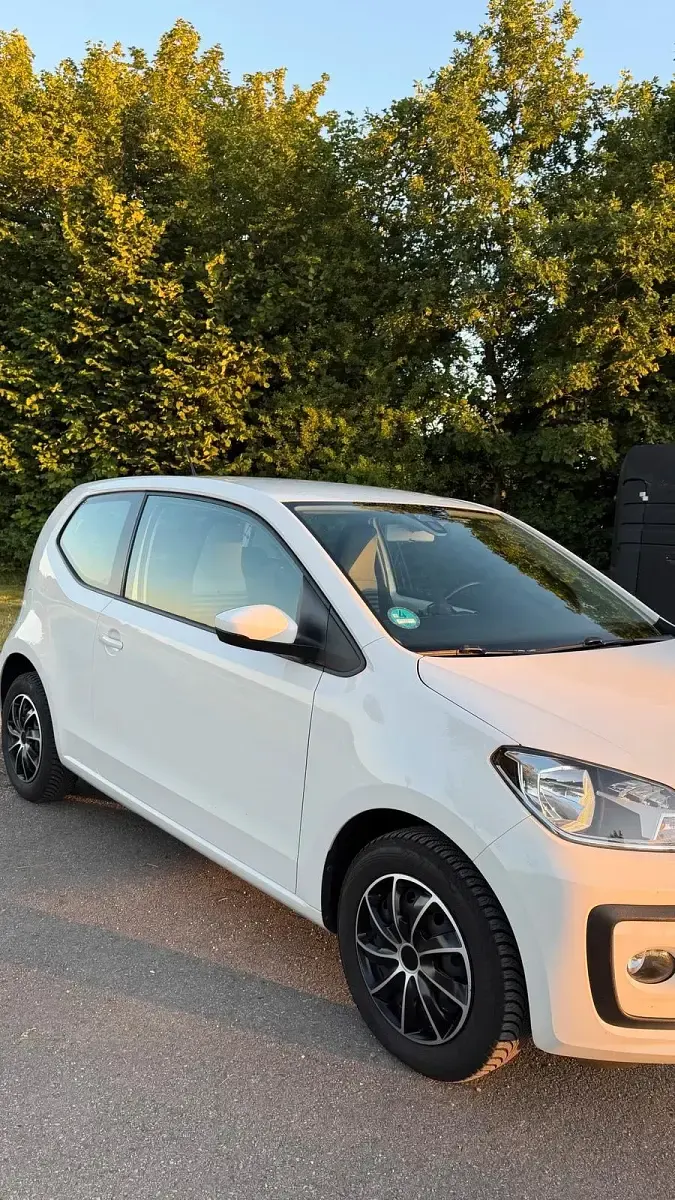 Gebraucht VW up! move up! 60 PS (44 kW) 2017 Weiß Kleinwagen