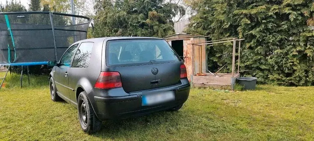 Używany VW Golf 116 KM (85 kW) 2000 Czarny Coupe