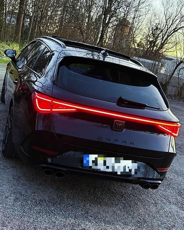 Gebraucht Cupra Leon VZ 310 PS (228 kW) 2022 Schwarz Kombi