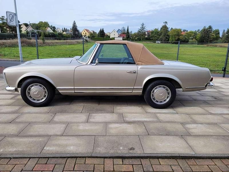 Gebraucht Mercedes SL280 125 PS (91 kW) 1969 Beige Cabrio