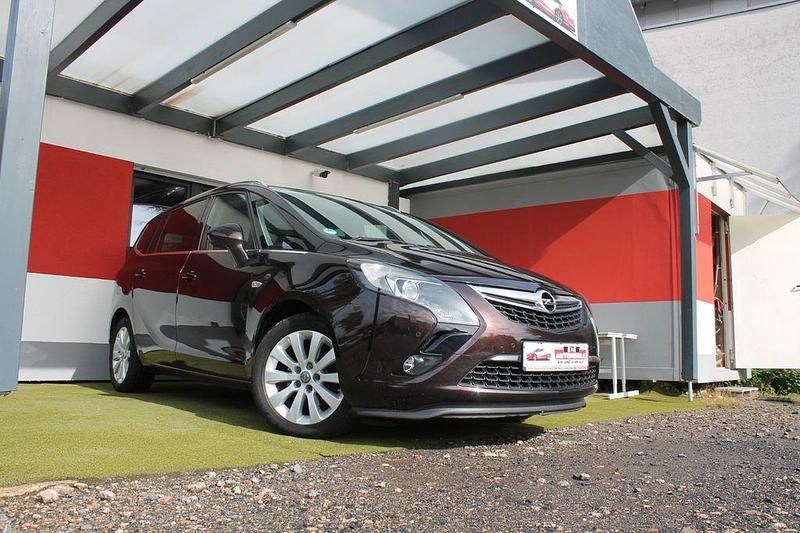 Gebraucht 2015 Opel Zafira Tourer Innovation Van / Kleinbus | 6.995 € (Fairer Preis) - Bild 1/4