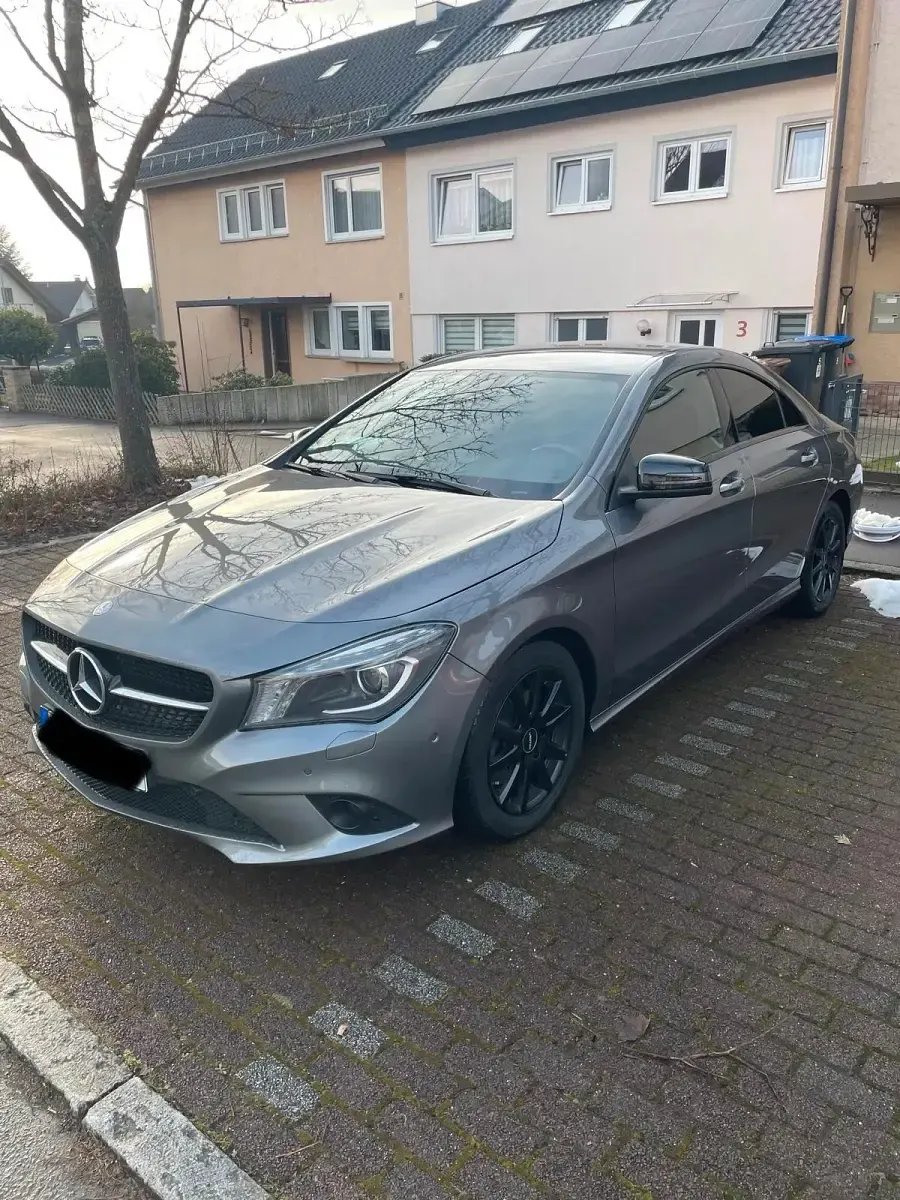 Gebraucht Mercedes CLA180 122 PS (89 kW) 2014 Grau Coupé