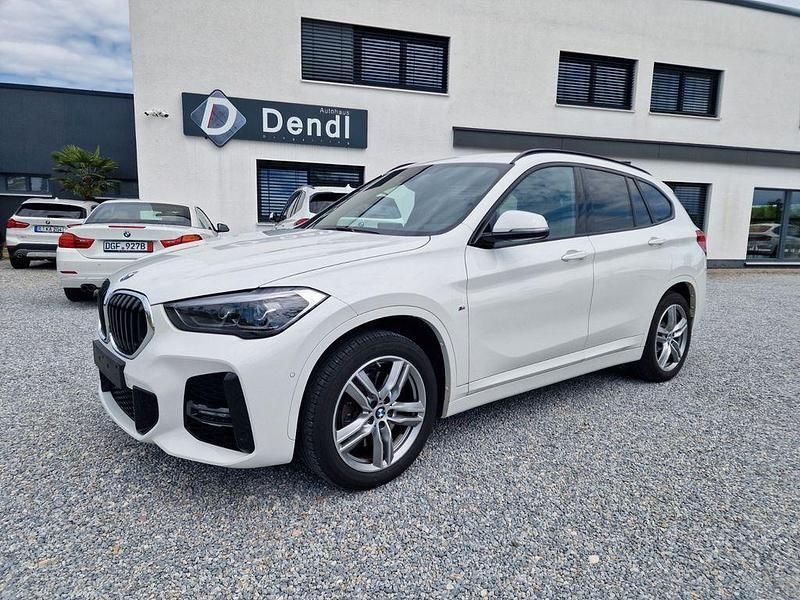 Alpinweiß Gebraucht 2022 BMW X1 M Sport SUV | 26.800 € (Fairer Preis) - Bild 1/4