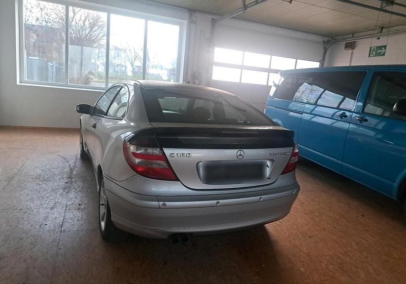 Gebraucht Mercedes CL180 140 PS (102 kW) 2004 Grau Coupé