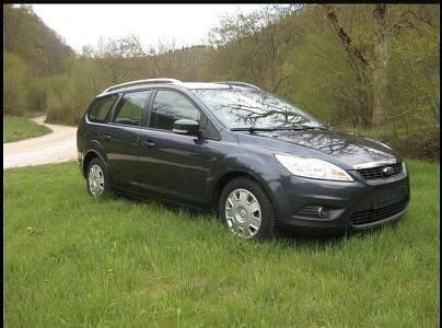 Usata Ford Focus 109 CV (80 kW) 2010 Grigio Station wagon