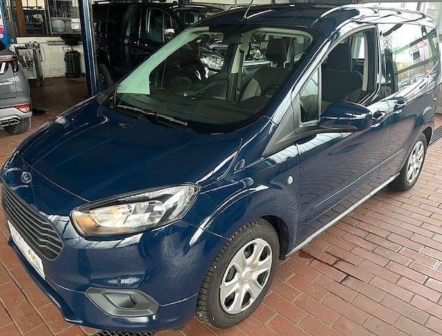 Gebraucht Ford Tourneo Courier Trend 101 PS (74 kW) 2019 Blau Van / Kleinbus