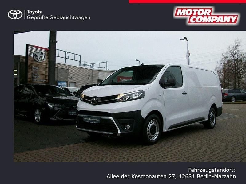 Gebraucht Toyota Proace Basis 144 PS (105 kW) 2023 Weiß Van / Kleinbus