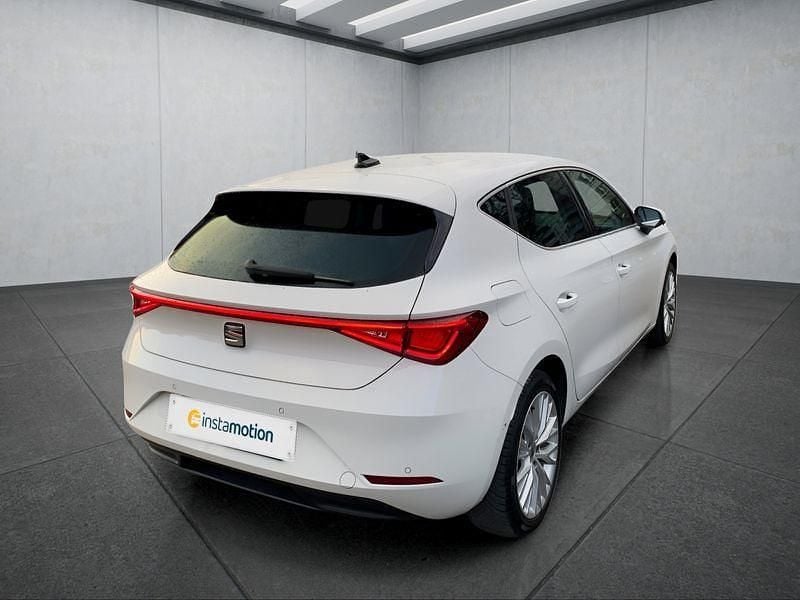 Usata Seat Leon 110 CV (80 kW) 2022 Bianco Utilitaria