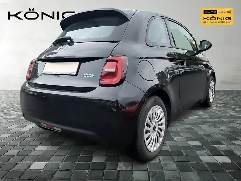 Gebraucht Fiat 500e 86 kW (118 PS) 2023 Schwarz Kleinwagen