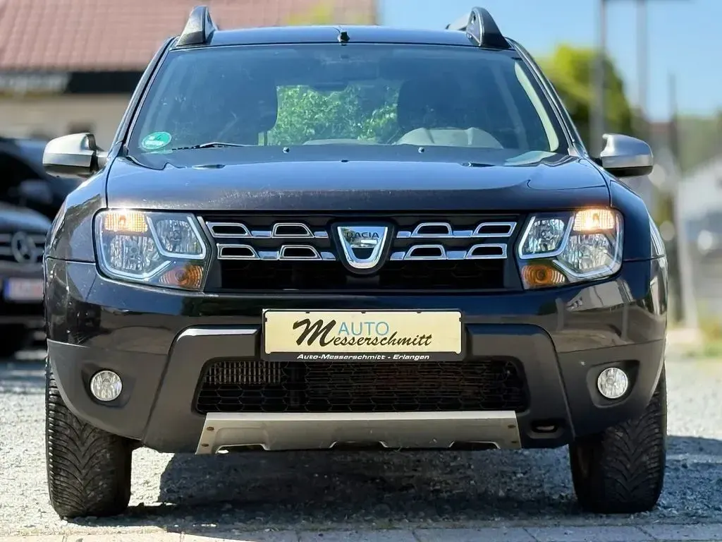 Gebraucht Dacia Duster Prestige 109 PS (80 kW) 2015 Schwarz SUV