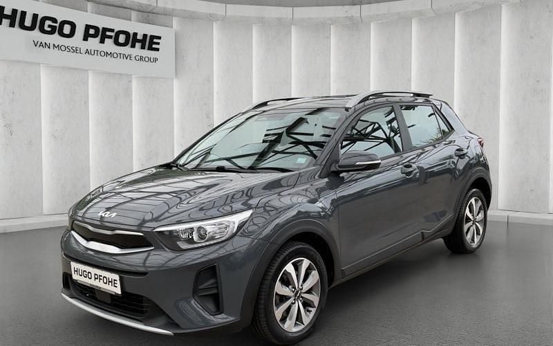 Grau Gebraucht 2022 Kia Stonic Vision SUV | 17.950 € (Guter Preis) - Bild 1/4