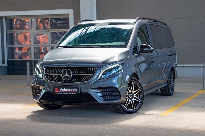 Grau Gebraucht 2021 Mercedes V300 Exclusive Van / Kleinbus | 59.490 € (Superpreis) - Bild 1/4