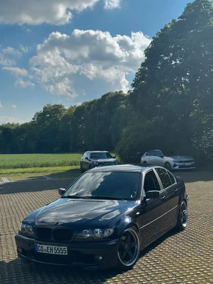 Używany BMW 320 170 KM (125 kW) 2003 Andere farben Sedan/Limuzyna