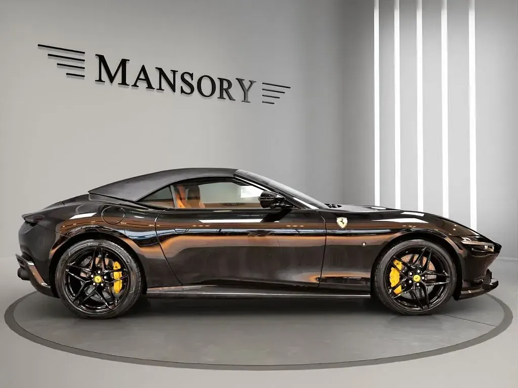 Nouă Ferrari Roma 620 CP (456 kW) 2026 Negru Cabrio