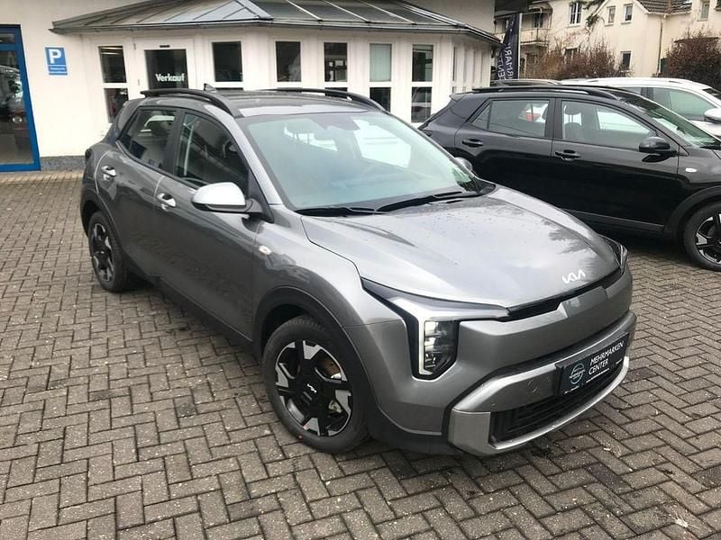 Neu Kia Stonic Silver 101 PS (74 kW) 2026 Schwarz SUV