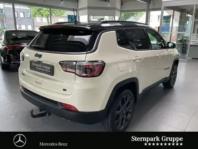 Gebraucht Jeep Compass 179 PS (131 kW) 2021 Andere SUV