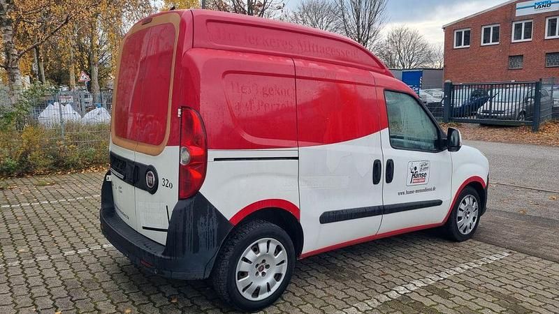 Gebraucht Fiat Doblò 101 PS (74 kW) 2013 Weiß Van / Kleinbus