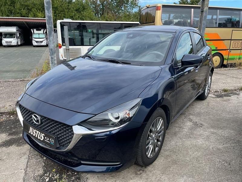 Blau Gebraucht 2021 Mazda 2 Kizoku Limousine | 15.480 € (Fairer Preis) - Bild 1/4