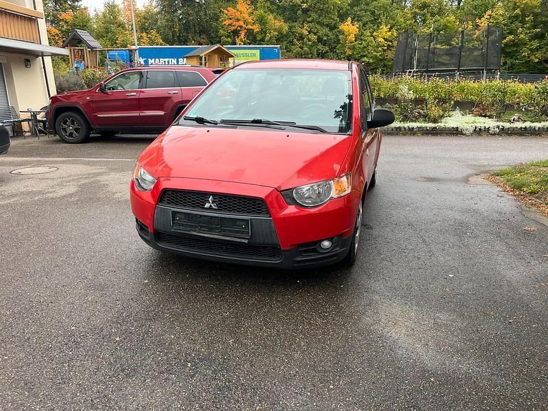 Rot Gebraucht 2009 Mitsubishi Colt Limousine | 1.600 € (Superpreis) - Bild 1/4