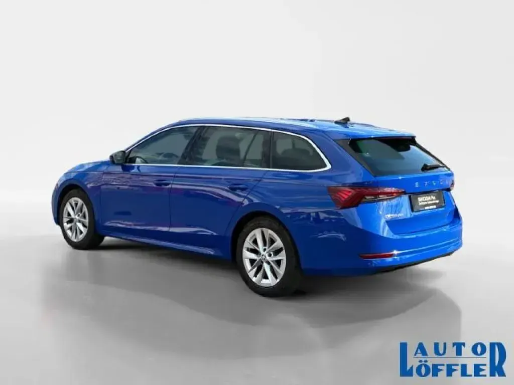 Gebraucht Skoda Octavia Style 150 PS (110 kW) 2023 Energyblau Kombi