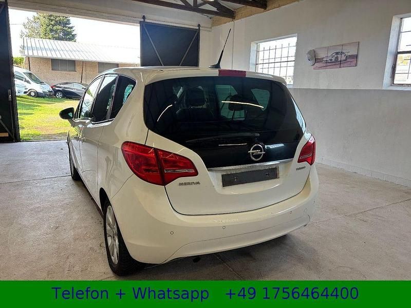 Gebraucht Opel Meriva 120 PS (88 kW) 2014 Weiß Van / Kleinbus
