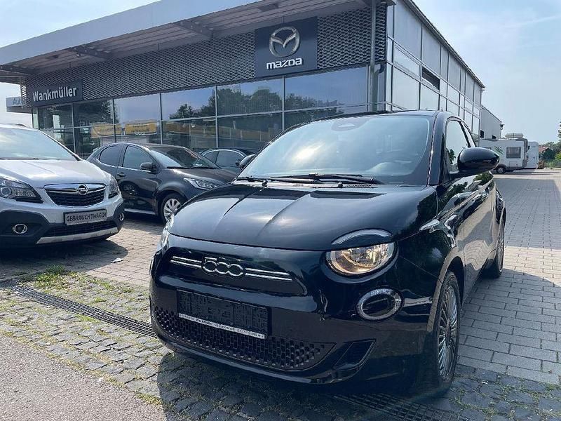 Schwarz Gebraucht 2022 Fiat 500e Icon Limousine | 16.400 € (Guter Preis) - Bild 1/4