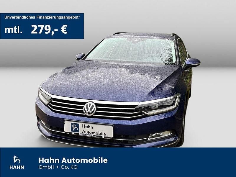 Atlantik blue metallic Gebraucht 2019 VW Passat Comfortline Kombi | 17.690 € (Fairer Preis) - Bild 1/3