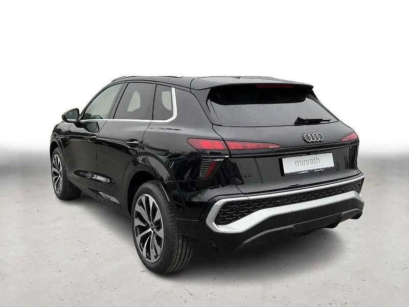 Gebraucht Audi Q3 Ambiente 110 PS (80 kW) 2025 Schwarz SUV