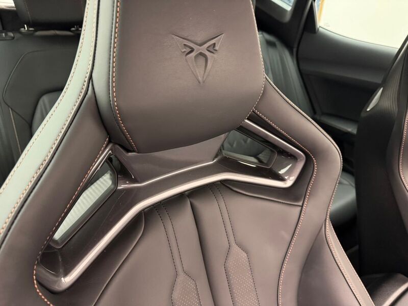 Gebraucht Cupra Formentor VZ 390 PS (286 kW) 2024 Schwarz SUV