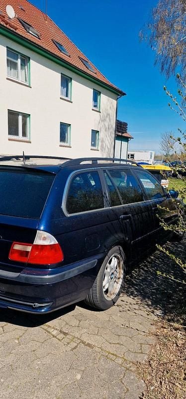 Usata BMW 320 150 CV (110 kW) 2003 Blu Station wagon